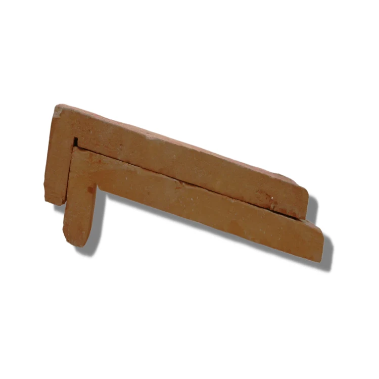 Widok z góry na narożniki z cegły Modern LUX, przedstawiający pełny profil kątowy płytki oraz proporcje ramion, ułatwiające estetyczny montaż w rogach ścian.